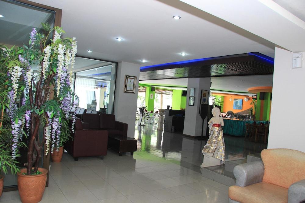 Grand Santhi Hotel Denpasar  Exterior photo